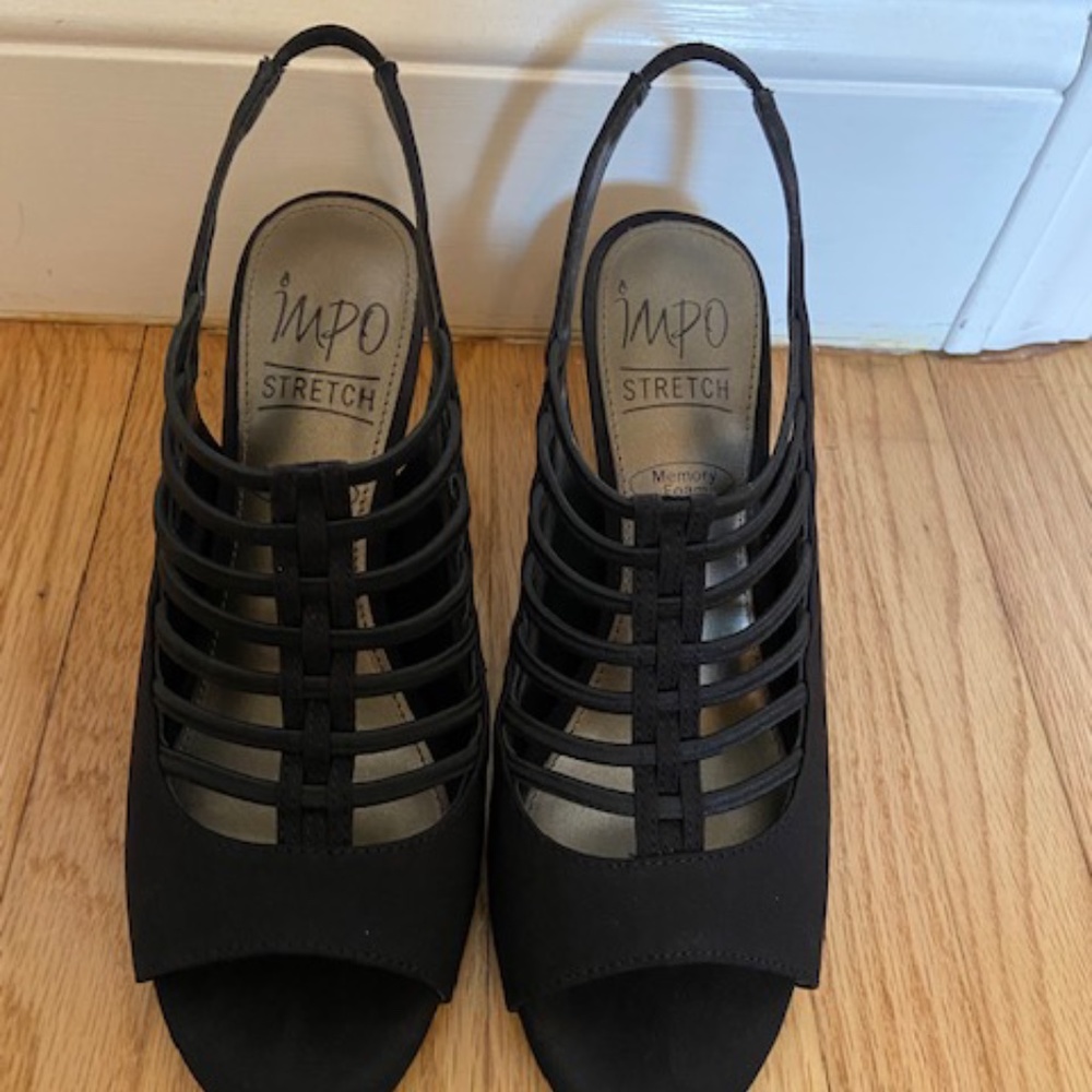 Woman's shoes